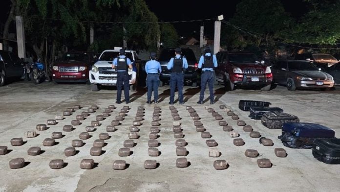 Marihuana maletas viaje Patuca