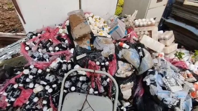 Medicamentos tirados en Choluteca