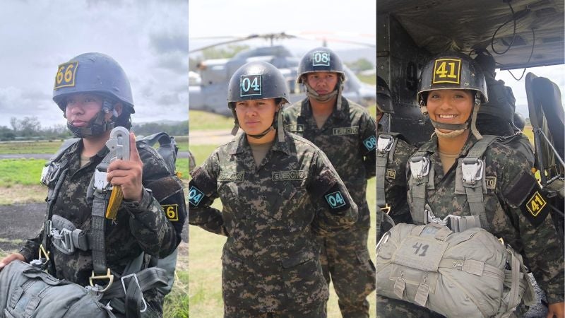Mujeres paracaidistas
