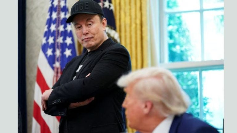 Contratos, ingresos y privilegios en juego: ¿qué arriesga Musk con su ruptura política con Trump?