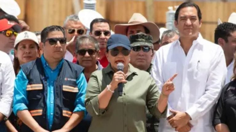Xiomara habla sobre temas polémicos: CICIH, peajes y avión presidencial