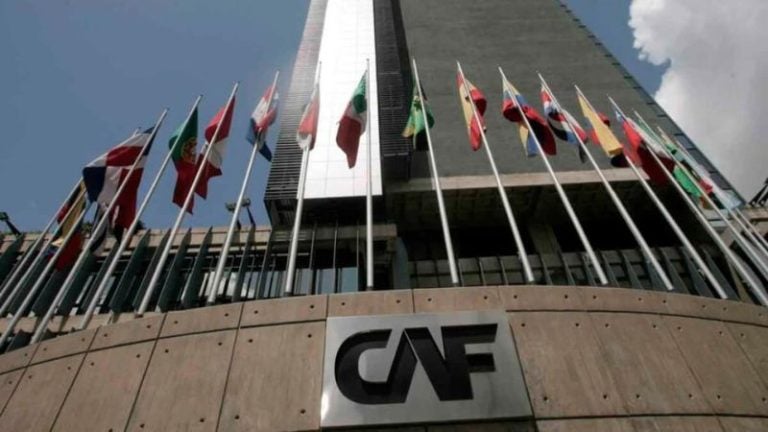 Préstamos del CAF