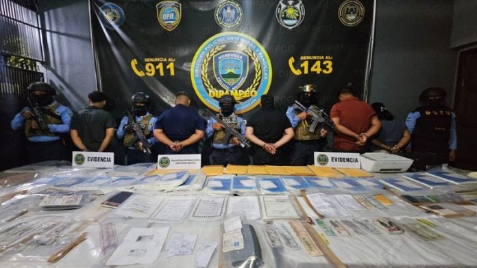 Hallaron centro falsificación moneda
