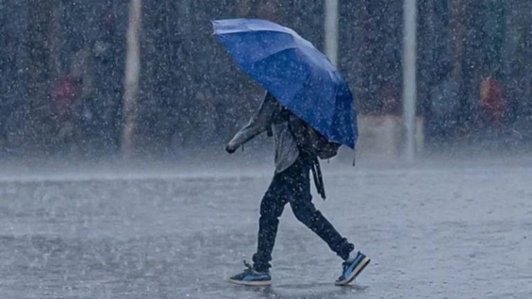 Humedad del mar Caribe y vaguada traerán lluvias en varias zonas del país