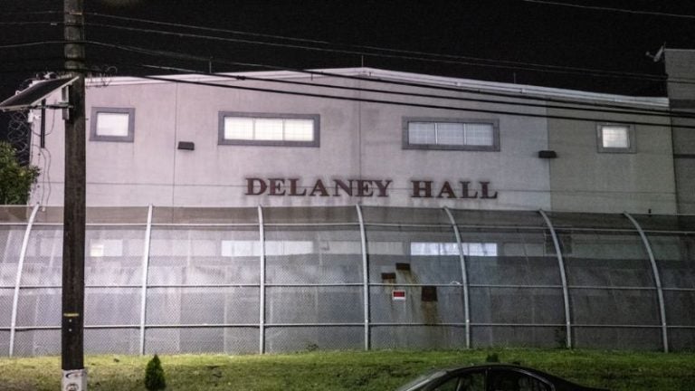 Recapturan en Nueva Jersey a hondureño que se fugó de centro de migración