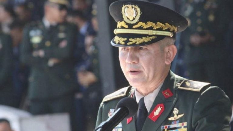 Roosevelt Hernández admite que gobierno usará las FFAA para fines políticos