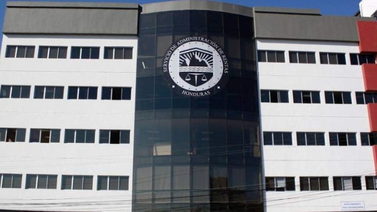Extienden plazo para presentar constancia electrónica de solvencia fiscal del SAR
