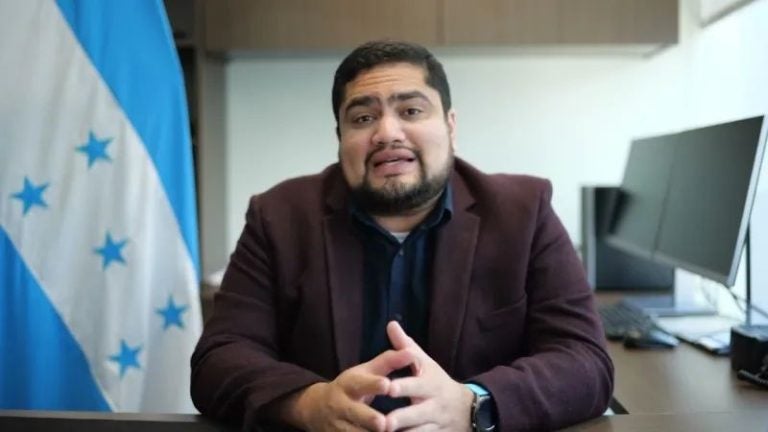Voz de los expertos: Renuncia en Sedesol no aclara cómo se manejó los L950 millones del Fondo Social