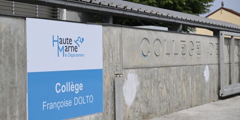 Un alumno de 14 años acuchilla mortalmente a una asistente educativa en Francia