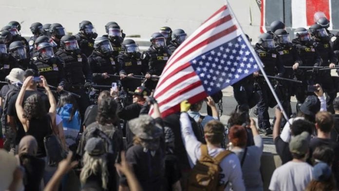 Congresistas demócratas piden a Trump rebajar tensiones en California y retirar las tropas