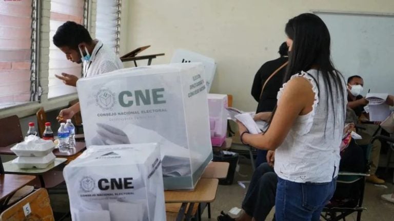 Anuncian candidatos independientes para las elecciones generales