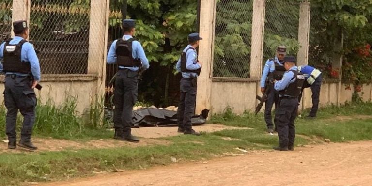 De varios disparos matan a hombre en Yoro