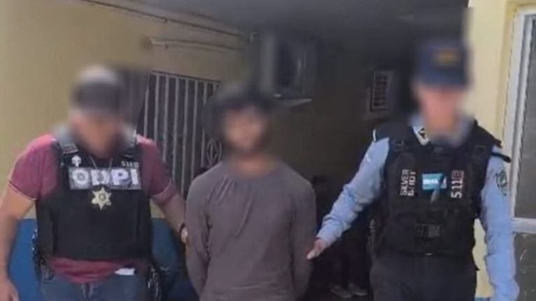 En la cárcel queda hombre acusado de violar a su hermanastra en Danlí