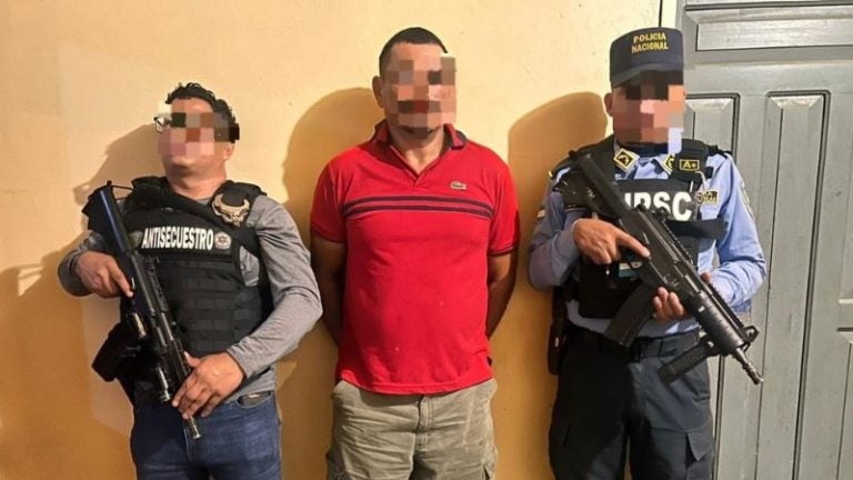 Detienen a hombre que pretendía asesinar a un funcionario policial en Puerto Cortés