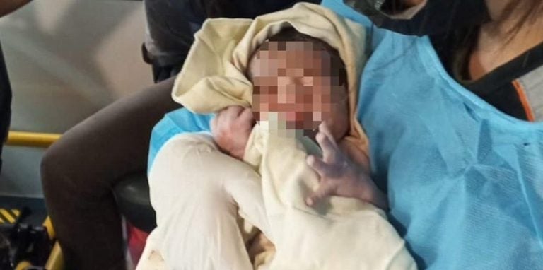 Bebé nace en ambulancia en Santa Rita, Copán