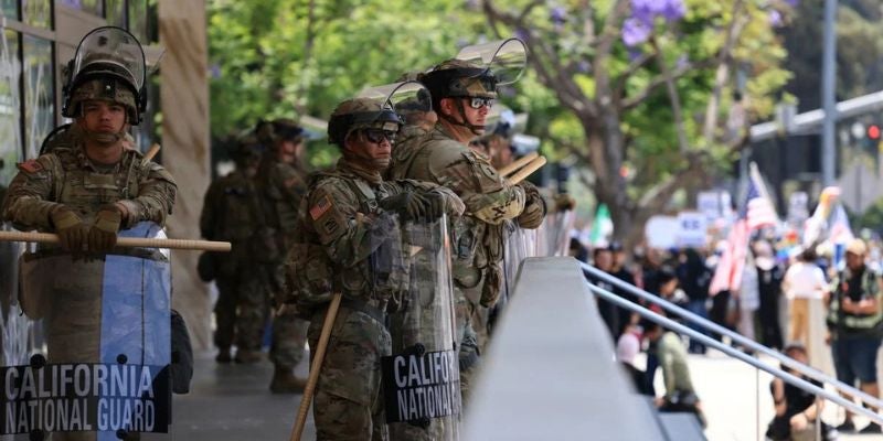 Trump ordena despliegue de marines en las calles de Los Ángeles