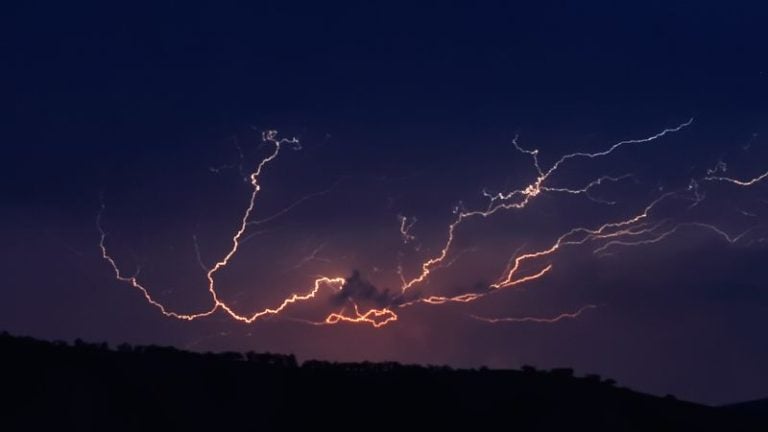 Qué hacer ante tormenta eléctrica