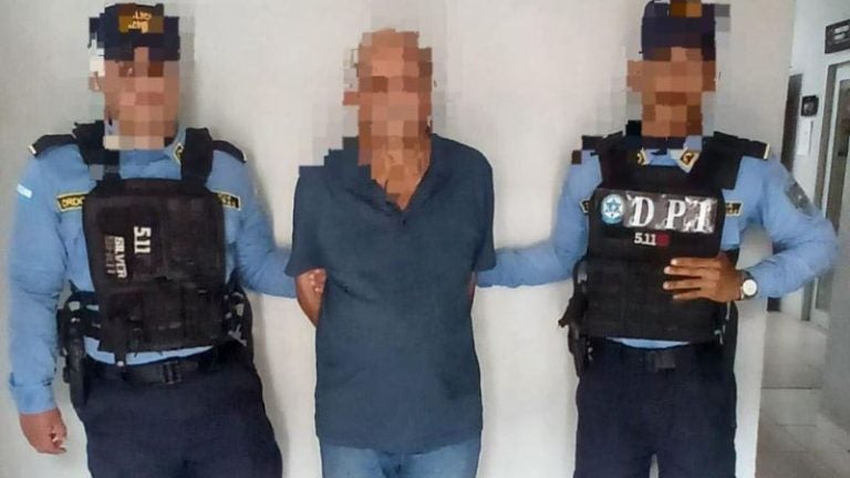 Capturan a hombre mayor prófugo desde hace 26 años por abusar a menor