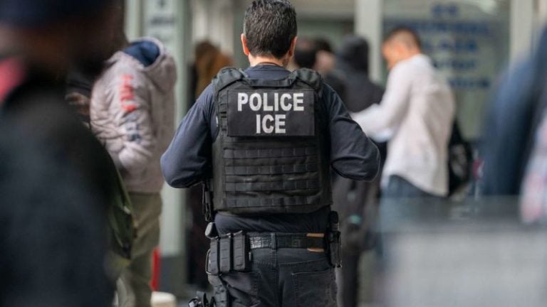 ¿Cuánto gana un agente del ICE en EE. UU. y cuáles son los requisitos para aplicar?