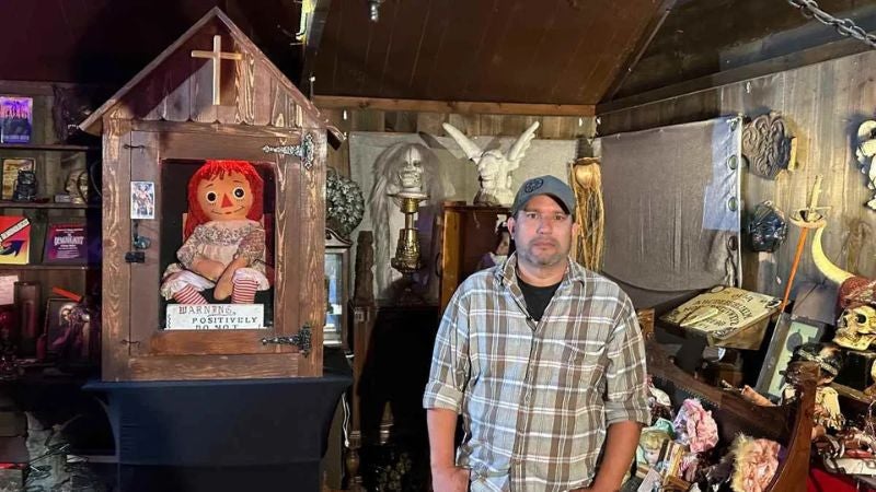 Muere cuidador de la muñeca 