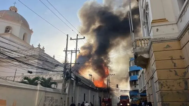 Riesgo Catedral incendio Chinda Díaz