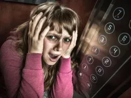 Claustrofobia: qué es, cómo se manifiesta y qué hacer ante un episodio