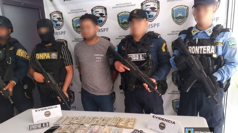 Detenido dinero Santa Bárbara