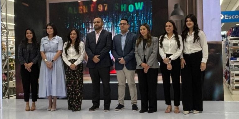 Diunsa y Samsung presentan en Honduras la nueva línea de televisores Visión AI 2025