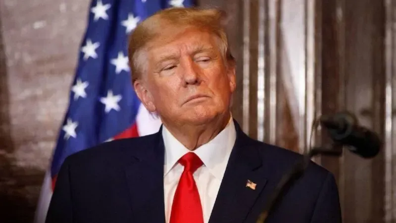 Trump amenaza con arancel del 10 % a países que respalden a los BRICS