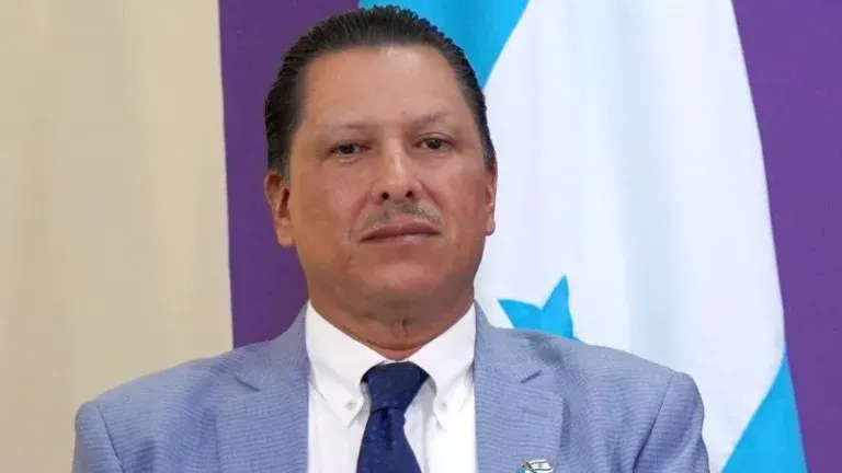 Líder evangélico afirma que «Honduras no va a aceptar una dictadura»