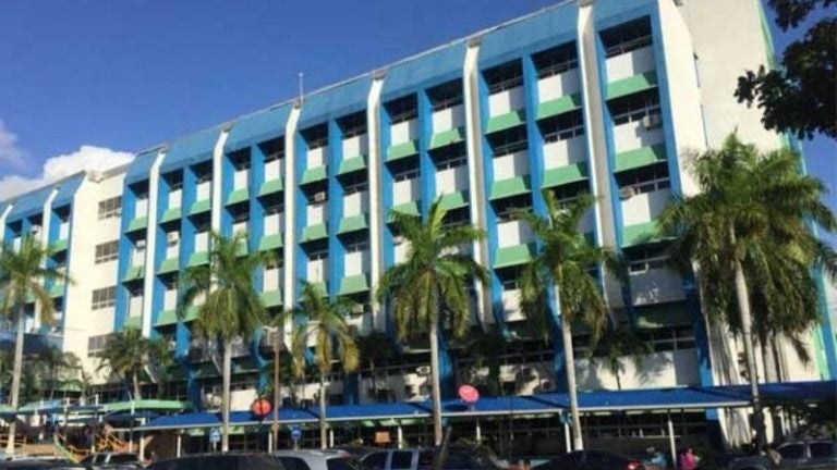 «Si no trae dinero, se muere»: denuncian escasez de medicamentos en el Catarino Rivas