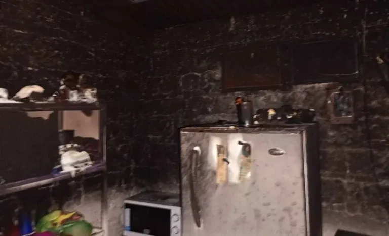 Incendio deja en la calle a familia en Zambrano