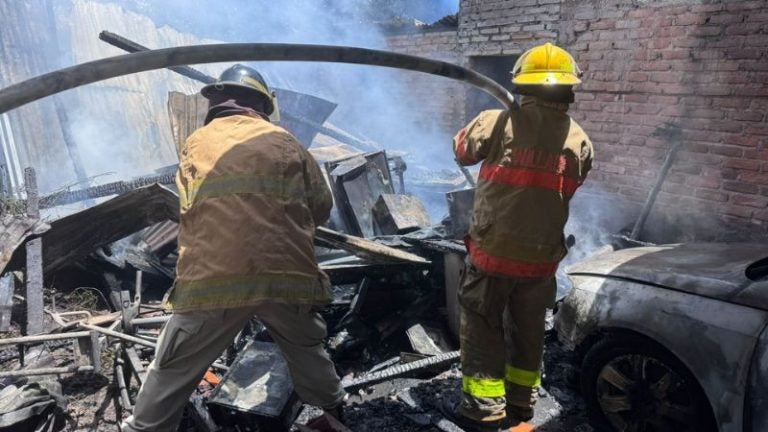 Incendio estructural afecta galera y viviendas en la colonia Guillermo, Talanga