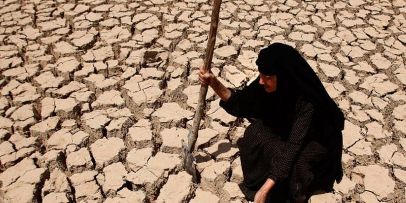 Crisis hídrica golpea a Irán: grifos secos, lagos vacíos y ciudades paralizadas