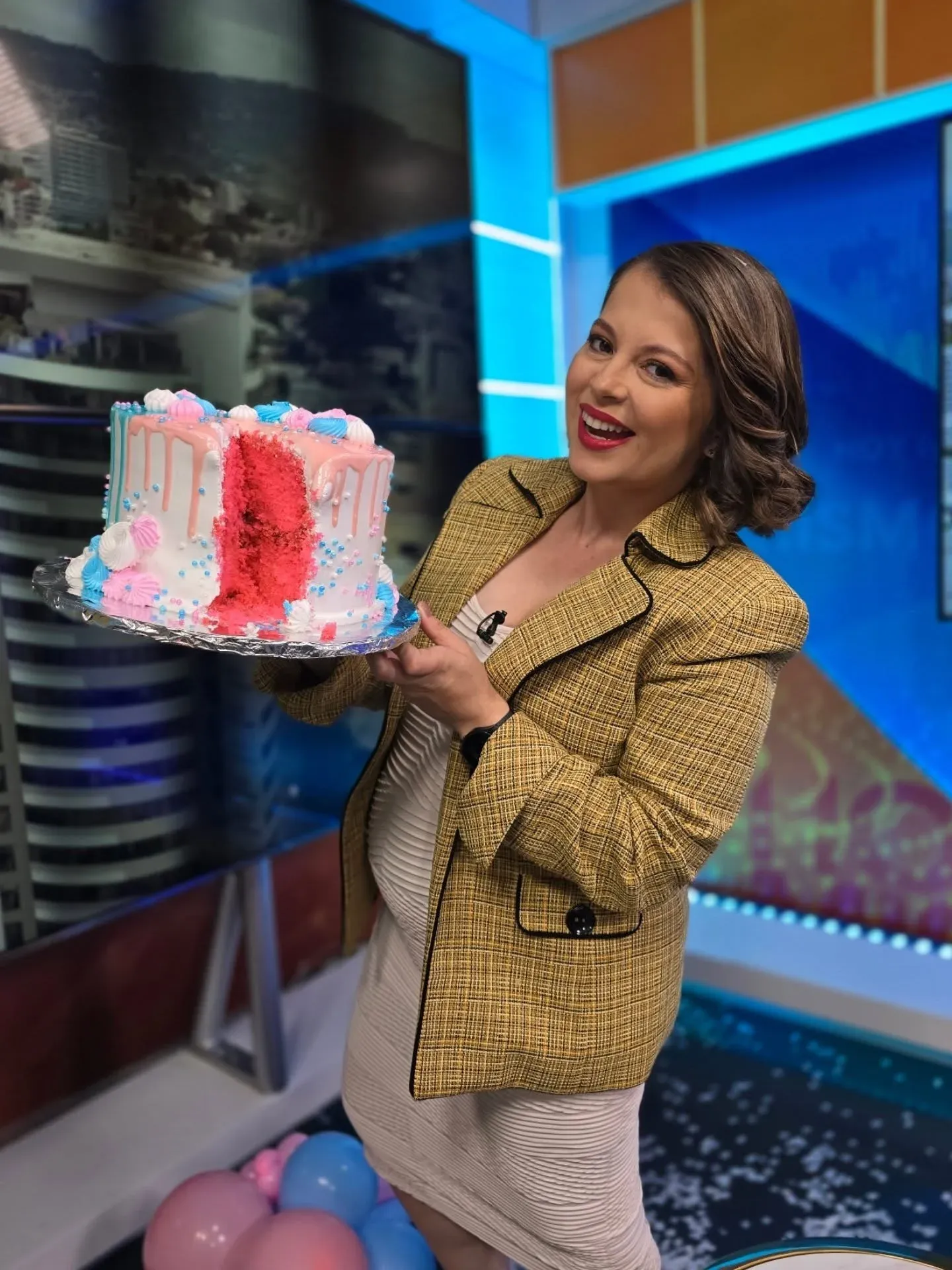 Jaqueline Redondo mostró su hermosa pancita.
