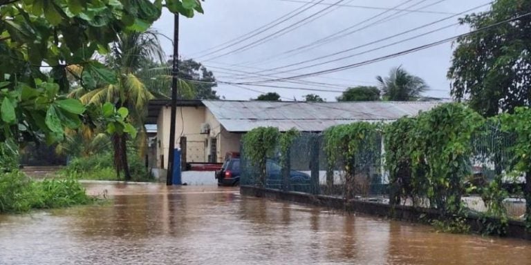 Lluvias dejan alrededor de 100 familias afectadas en Honduras