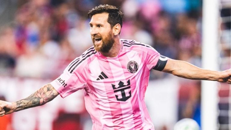 Messi extiende su récord histórico en la MLS con doblete contra Nashville