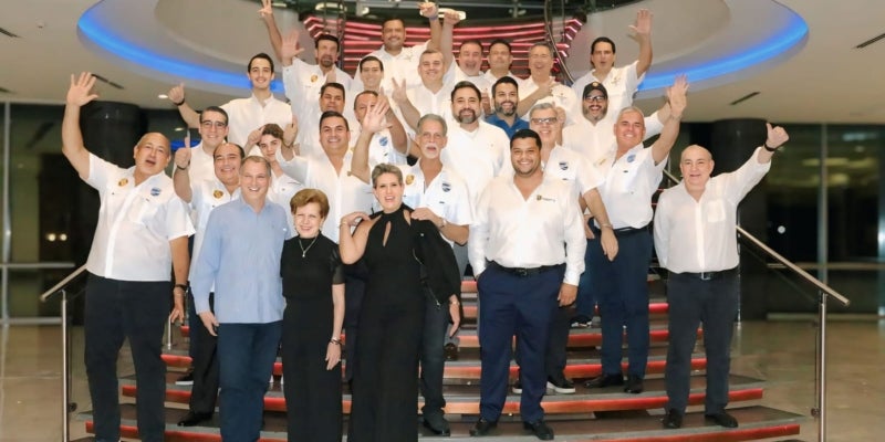 Hermandad y compromiso social marcan el encuentro de clubes Porsche de Centroamérica en SPS