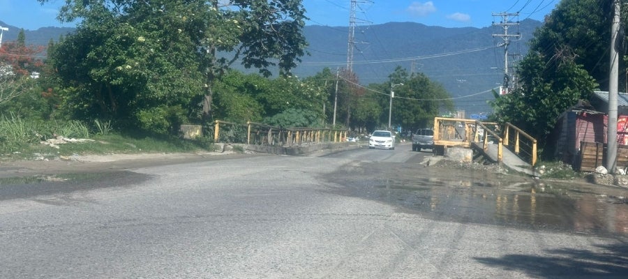 Puente salida vieja a La Lima