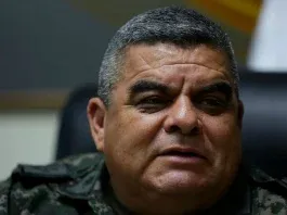 Xiomara Castro renuncia Ramiro Muñoz