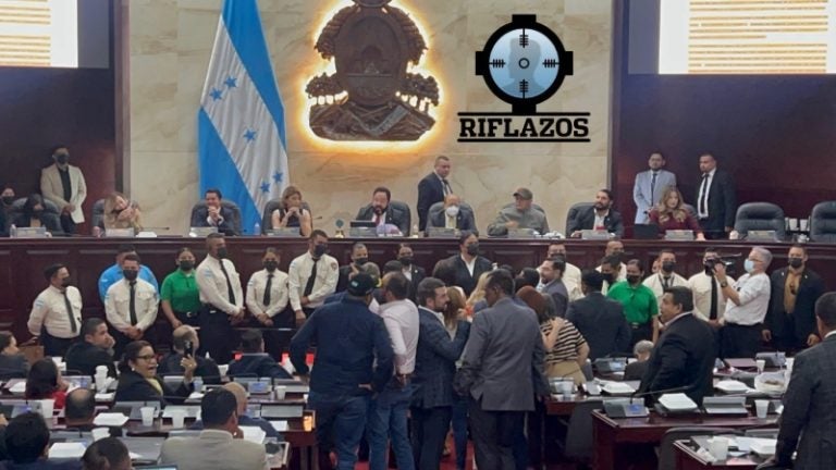 Riflazos.