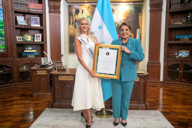 Reconocimiento a la Miss Universo