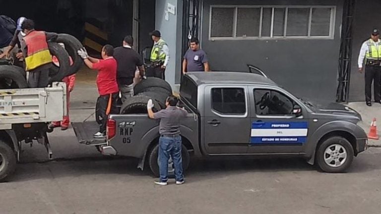 Entrega de llantas en el RNP despierta suspicacias; autoridades responden