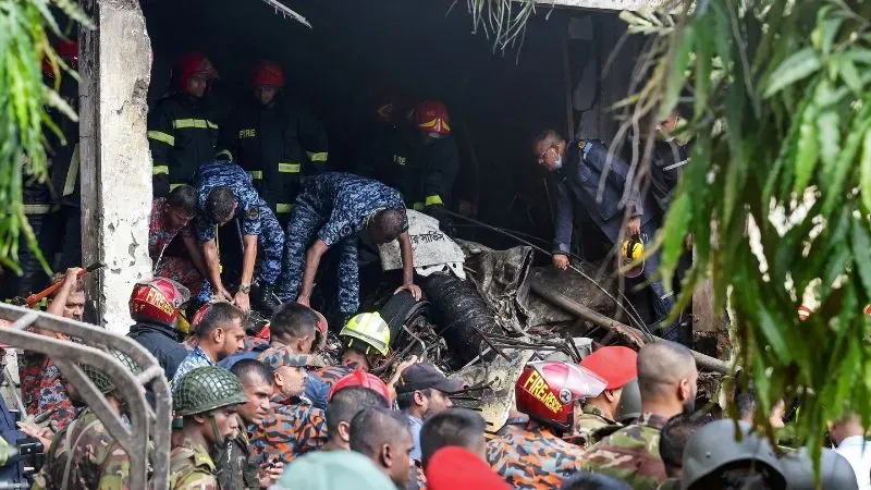 accidente aéreo en Bangladés 5
