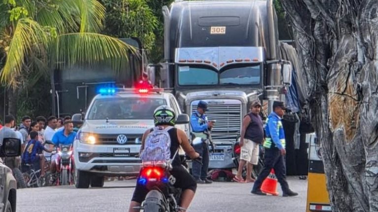 Colón: Motociclista de 16 años colisiona fatalmente con una rastra en la CA-13
