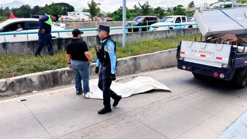 Joven muere al caer de camión de mudanzas en Tegucigalpa