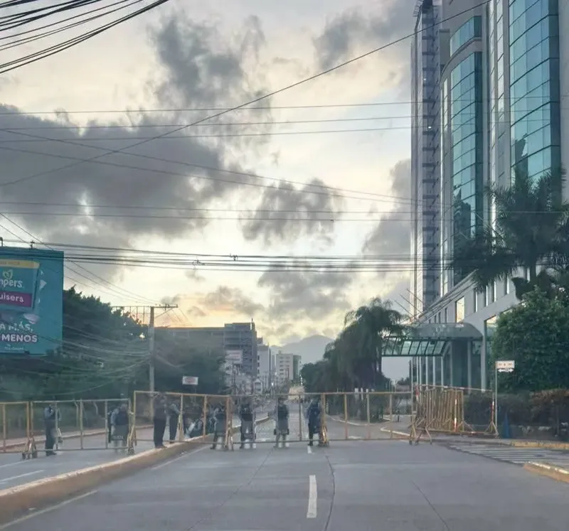 Accesos casa presidencial