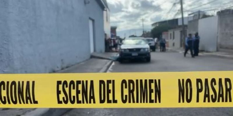 Joven es asesinado mientras cambiaba llanta en la colonia San Miguel, TGU