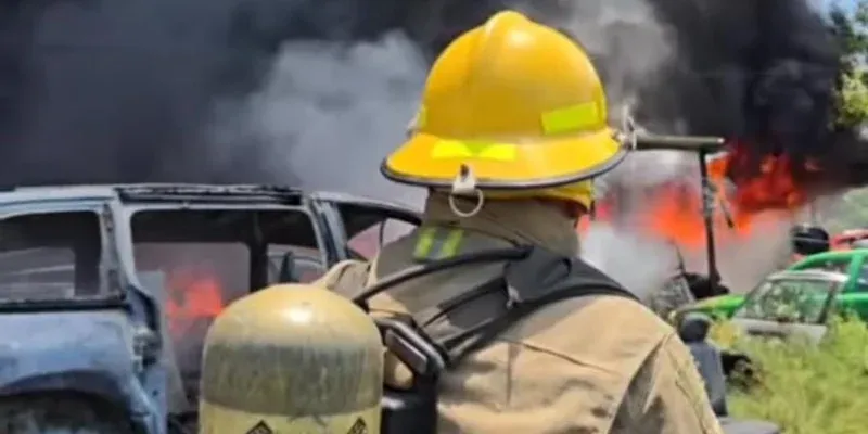 Voraz incendio en yonker de Choloma deja pérdidas de L15 millones