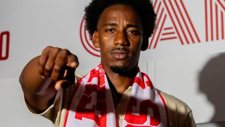 El delantero hondureño, Bryan Róchez, jugará con el Leixoes Sport Club de la segunda división de Portugal.